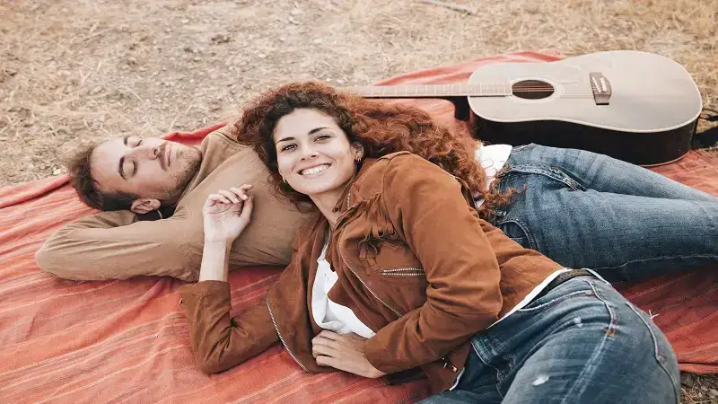 meet the iconic couple from the woodstock album co - tymoff